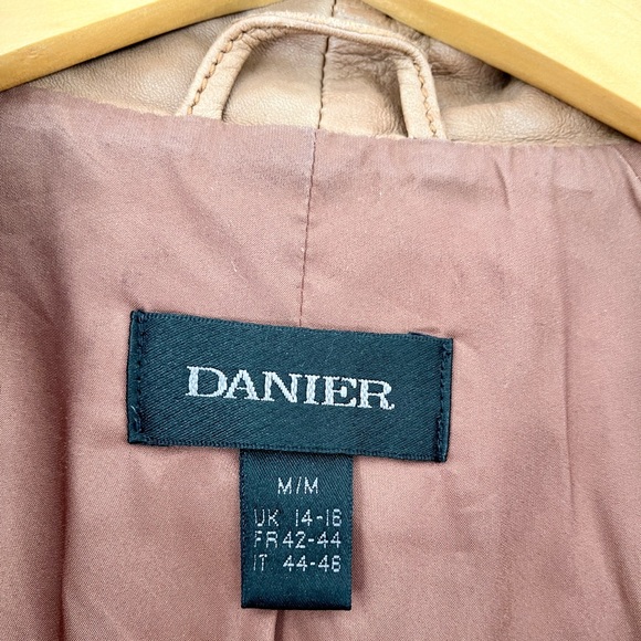 Danier Caramel Brown Leather Shawl Collar Moto Jacket - Picture 12 of 13